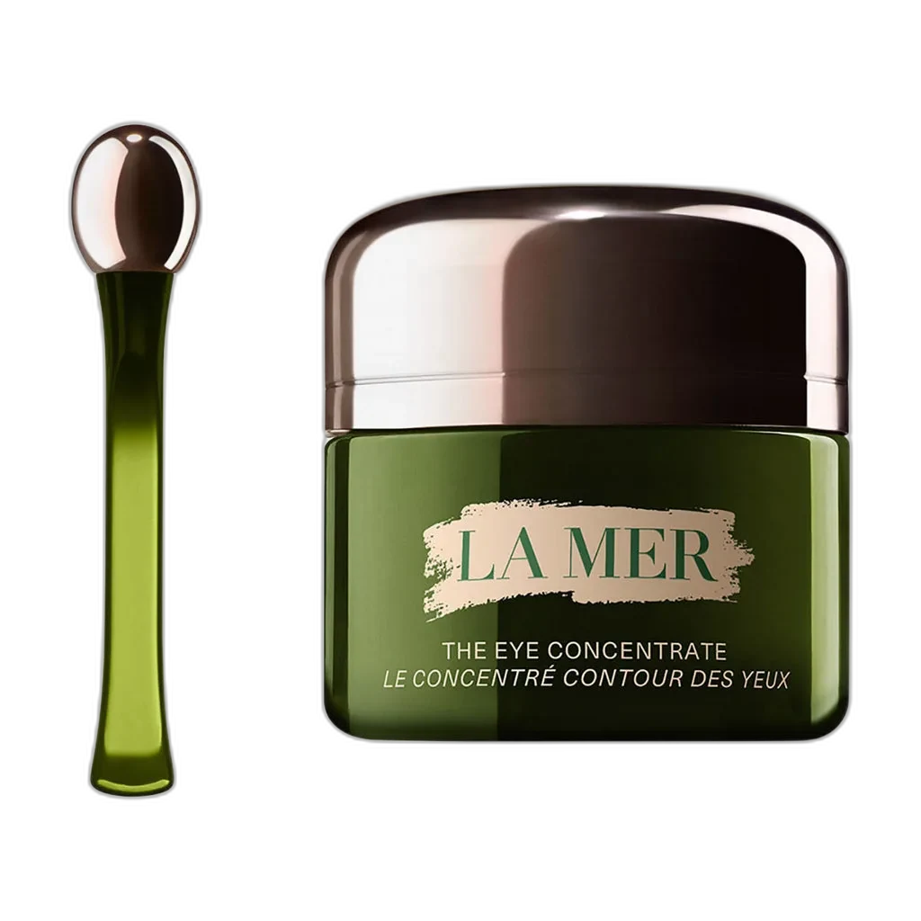 La Mer The Eye Concentrate in a frosted glass jar with silver lid and silver application wand